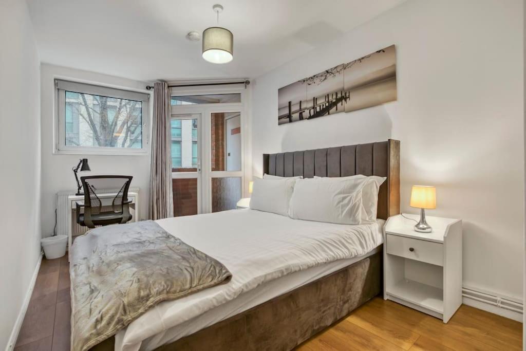 Peaceful 2-Bed South Bank Apartment ลอนดอน ภายนอก รูปภาพ
